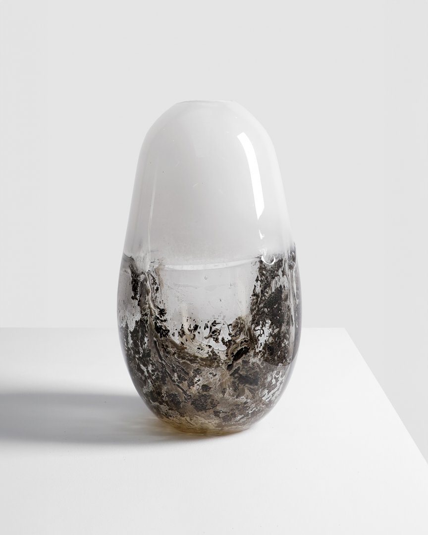 Flower-Infused-Glass-Vessel:-01