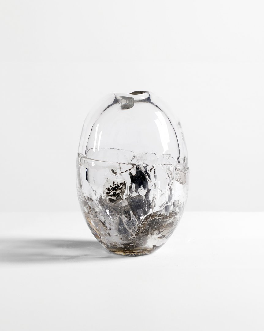 Flower-Infused-Glass-Vessel:-02