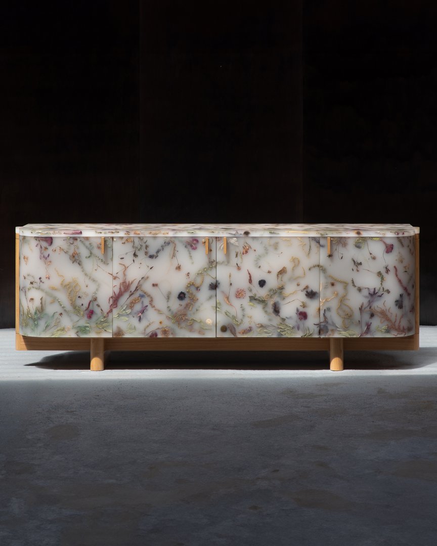 Credenza:-244-(FL2232)