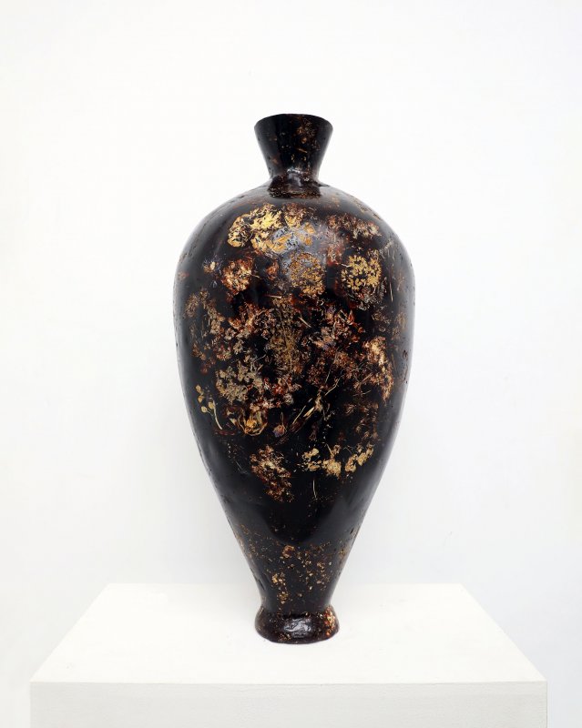 Perishable-Vase:-04