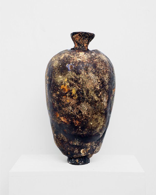 Perishable-Vase:-05