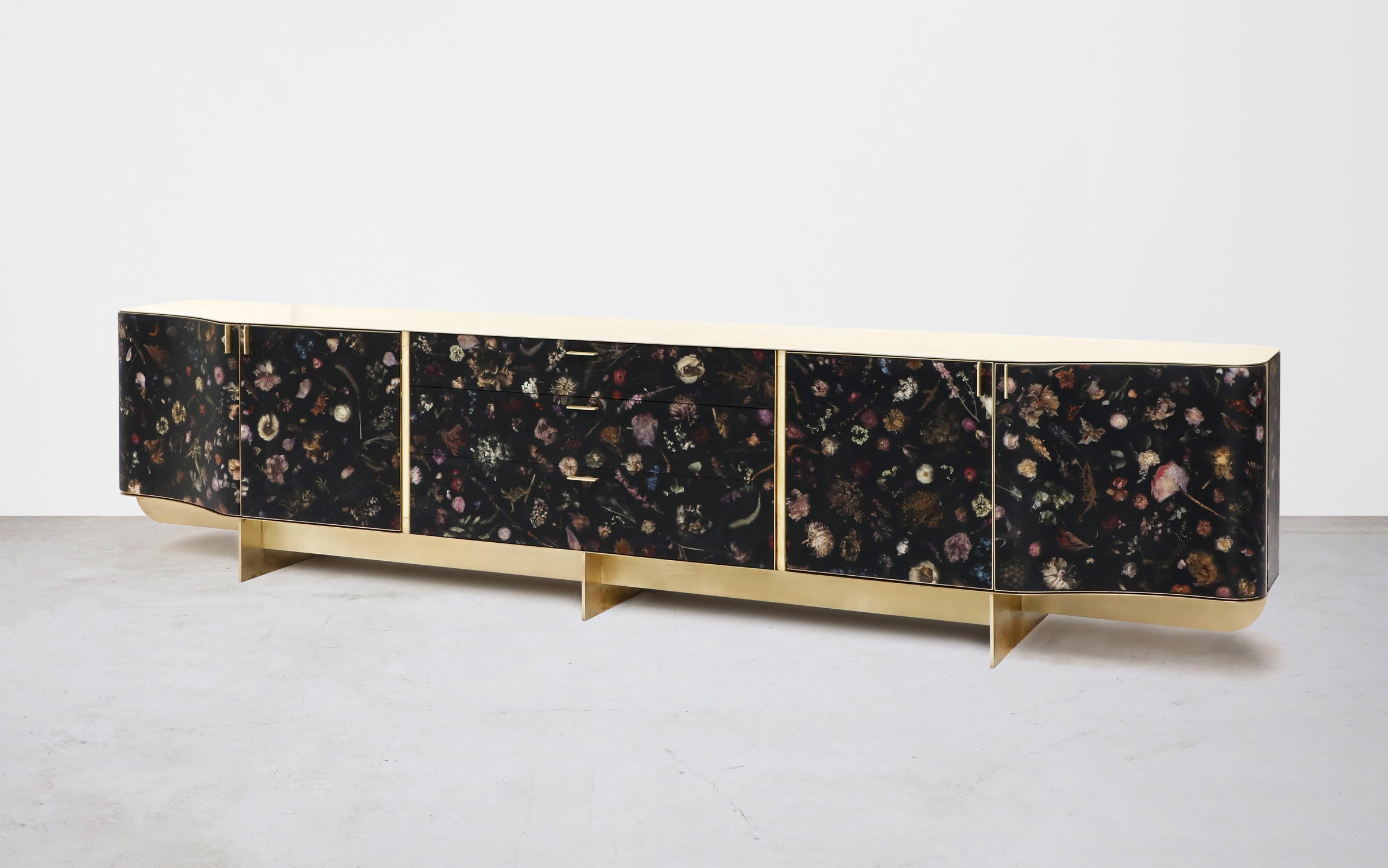 Brass_Credenza_365_06.jpg