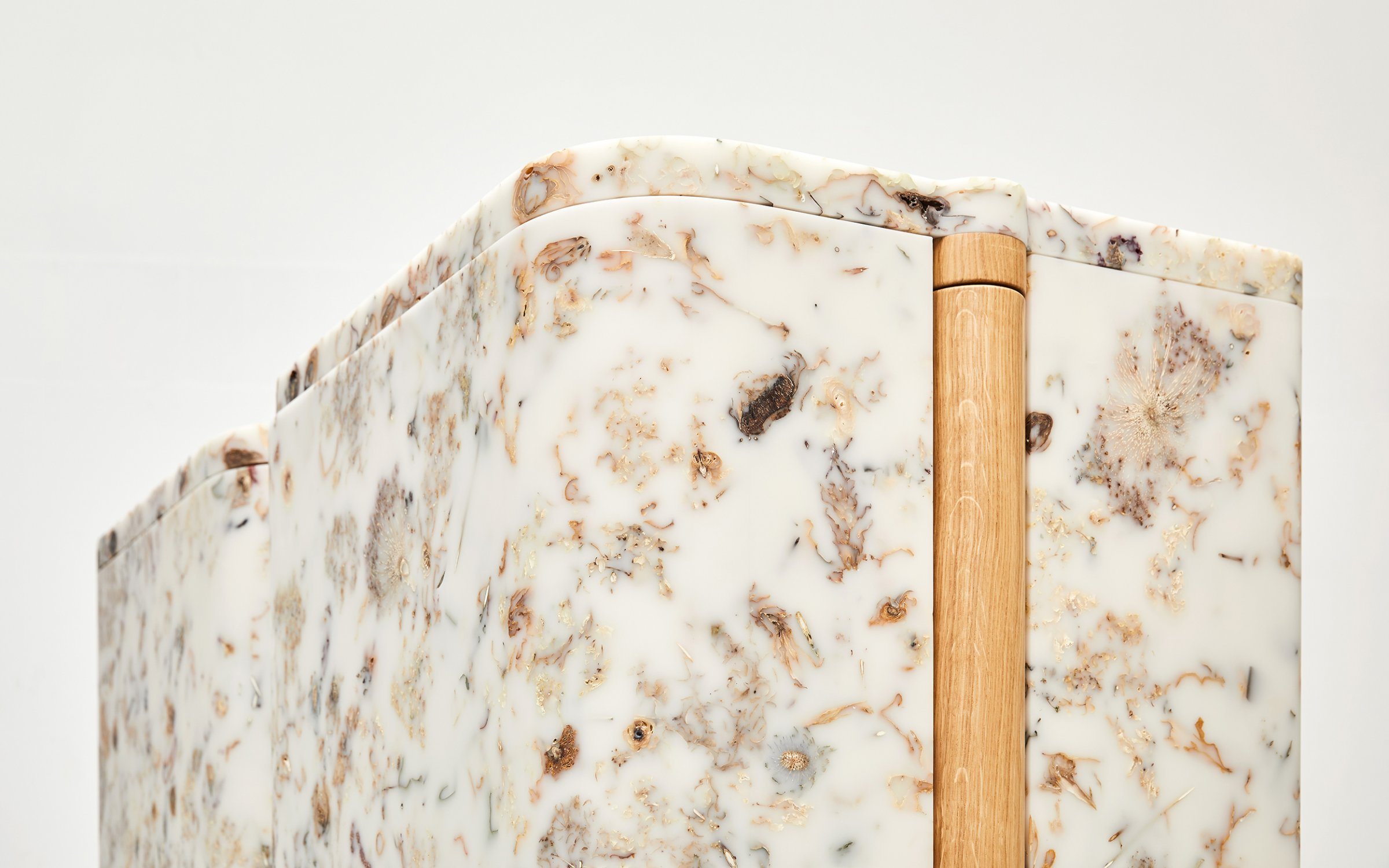 Flora_Cabinet_143_White_Perma_by_Marcin_Rusak_Studio_07.jpg