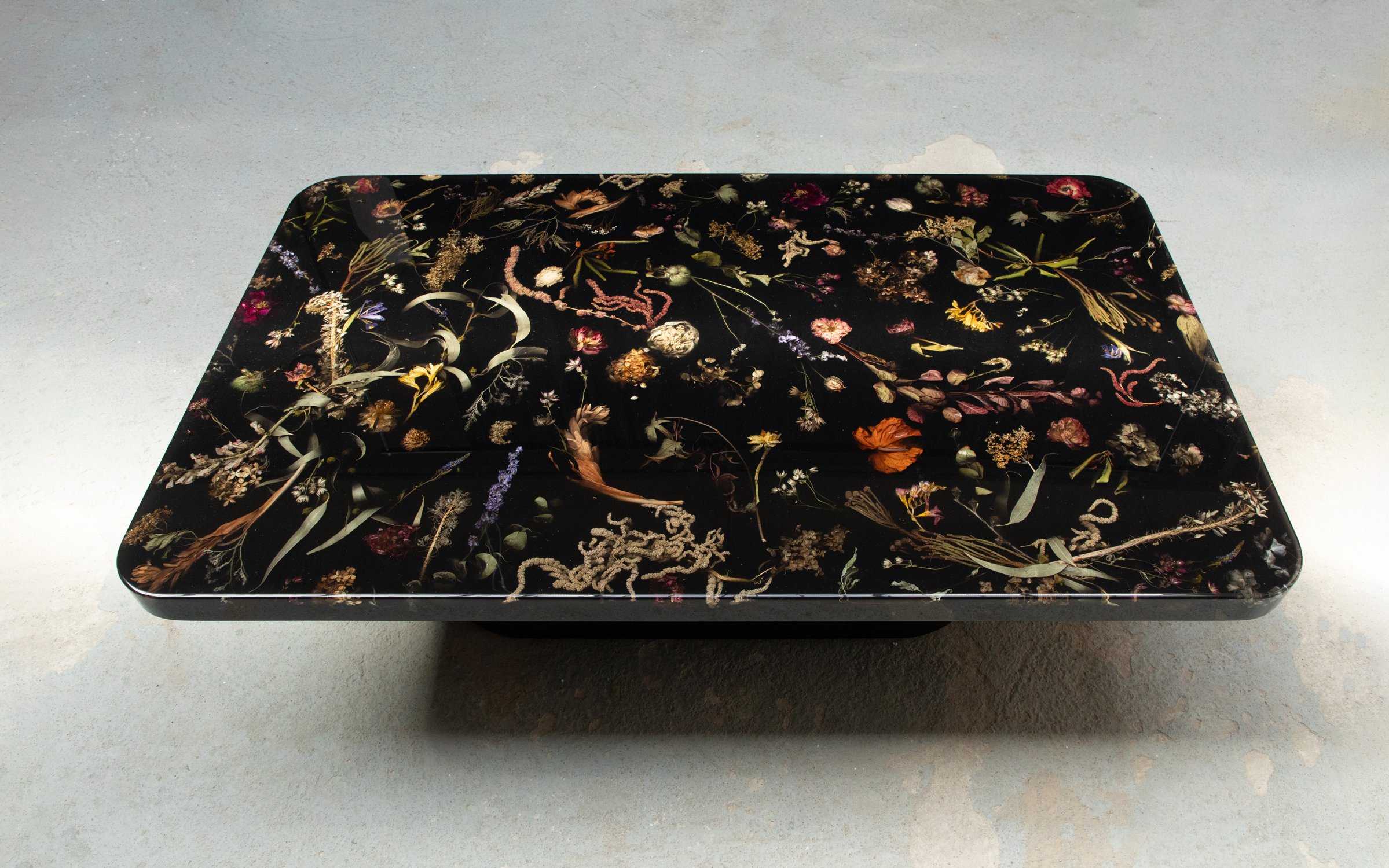 Flora_Coffee_Table_152_Rectangular_by_Marcin_Rusak_Studio_06.jpg