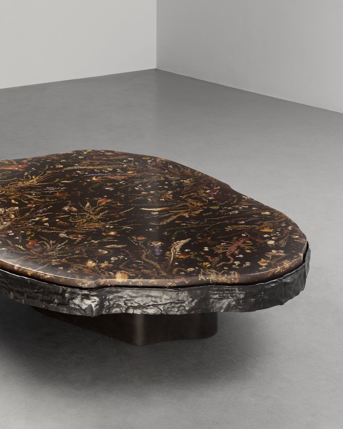Flora_Coffee_Table_165_Rust_by_Marcin_Rusak_Studio_05.jpg