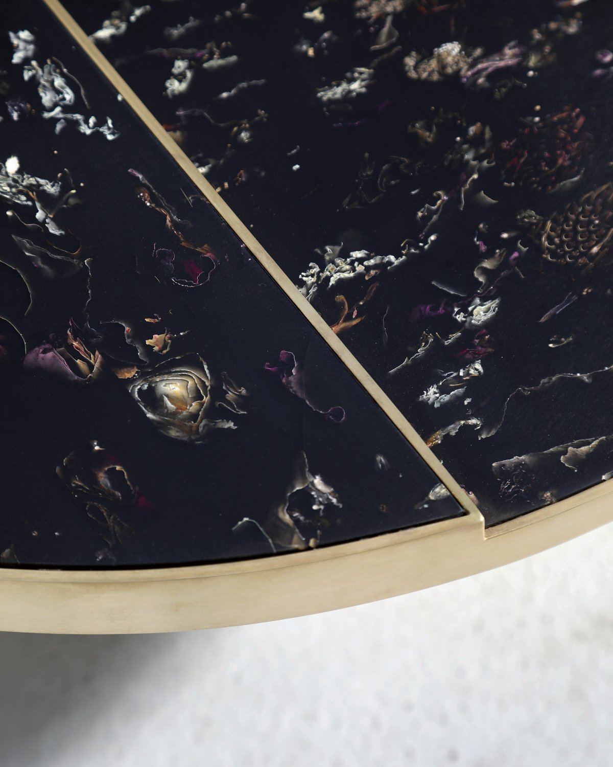 Flora_Coffee_Table_I_Brass_by_Marcin_Rusak_Studio_02.jpg