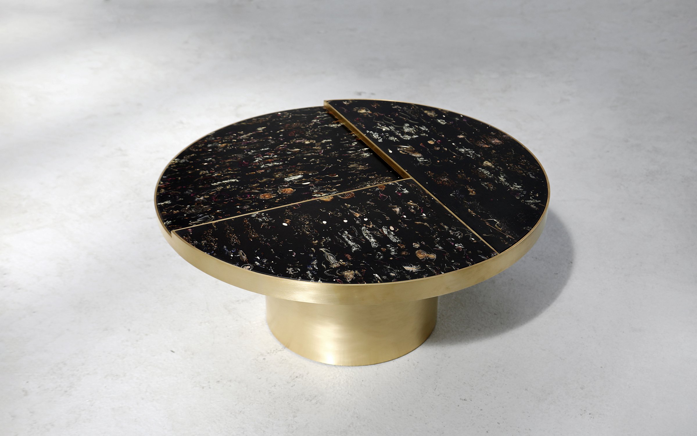 Flora_Coffee_Table_I_Brass_by_Marcin_Rusak_Studio_04.jpg