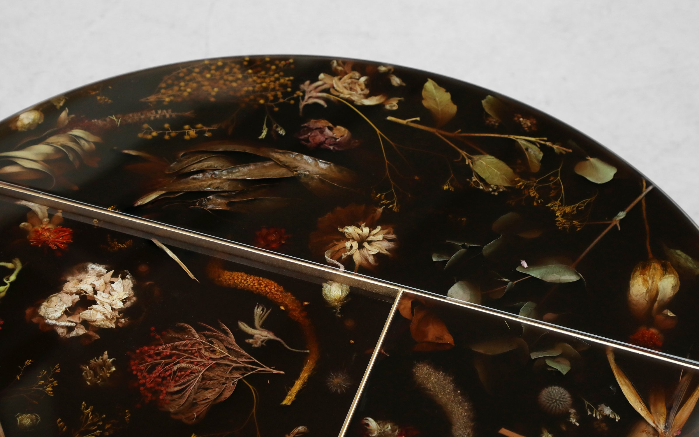 Flora_Coffee_Table_I_Bronze_by_Marcin_Rusak_Studio_04.jpg