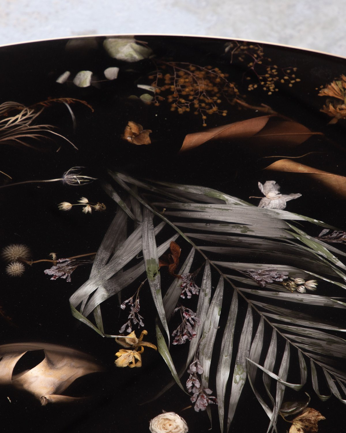 Flora_Low_Coffee_Table_116_Brass_by_Marcin_Rusak_Studio_05.jpg