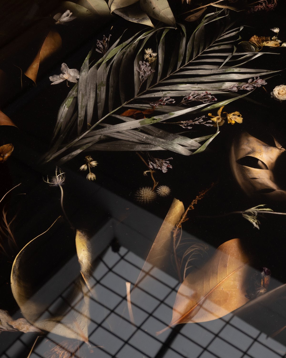 Flora_Low_Coffee_Table_116_Brass_by_Marcin_Rusak_Studio_06.jpg