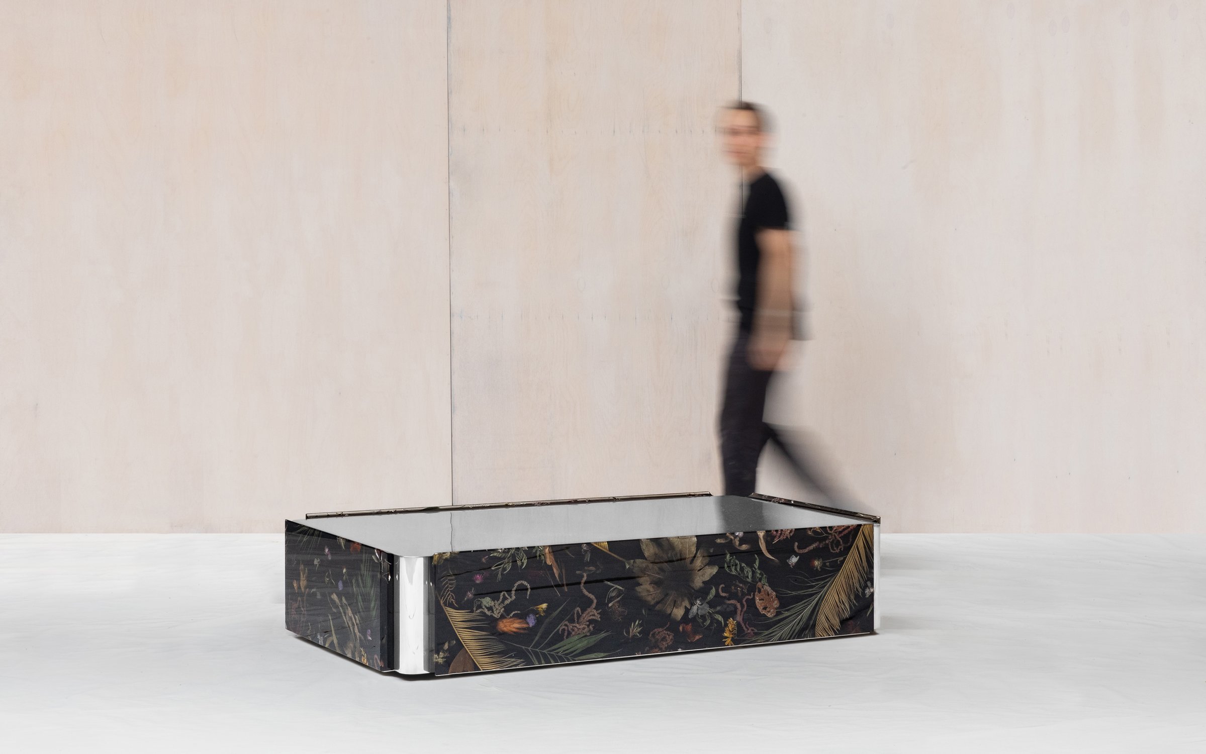 Flora_Low_Coffee_Table_165_Polished_by_Marcin_Rusak_Studio_10.jpg