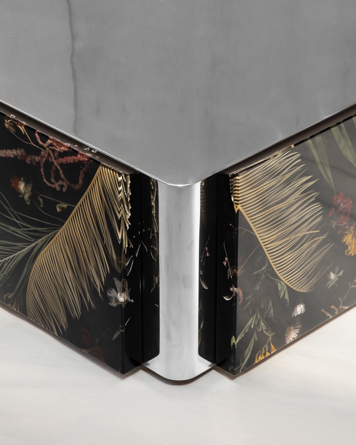 Flora_Low_Coffee_Table_165_Polished_by_Marcin_Rusak_Studio_12.jpg