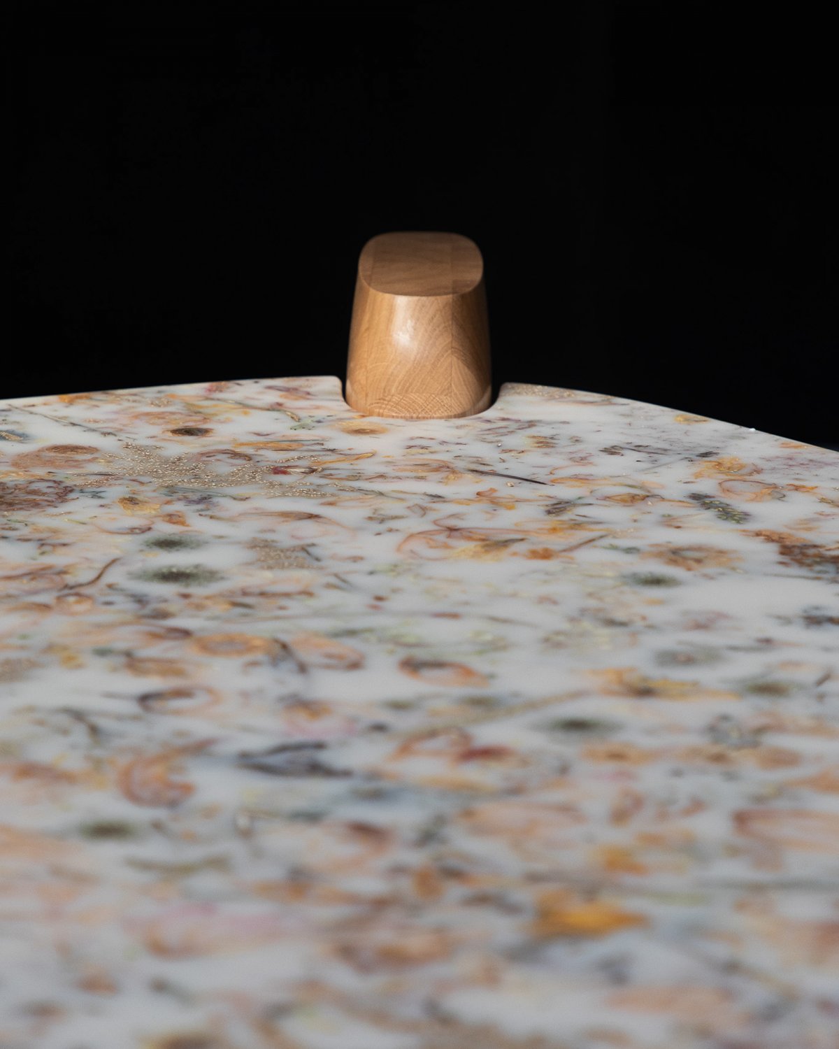 Flora_Low_Coffee_Table_197_Oak_by_Marcin_Rusak_Studio_06.jpg