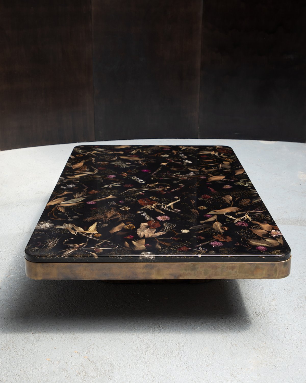 Flora_Low_Coffee_Table_218_Rectangular_by_Marcin_Rusak_Studio_01.jpg