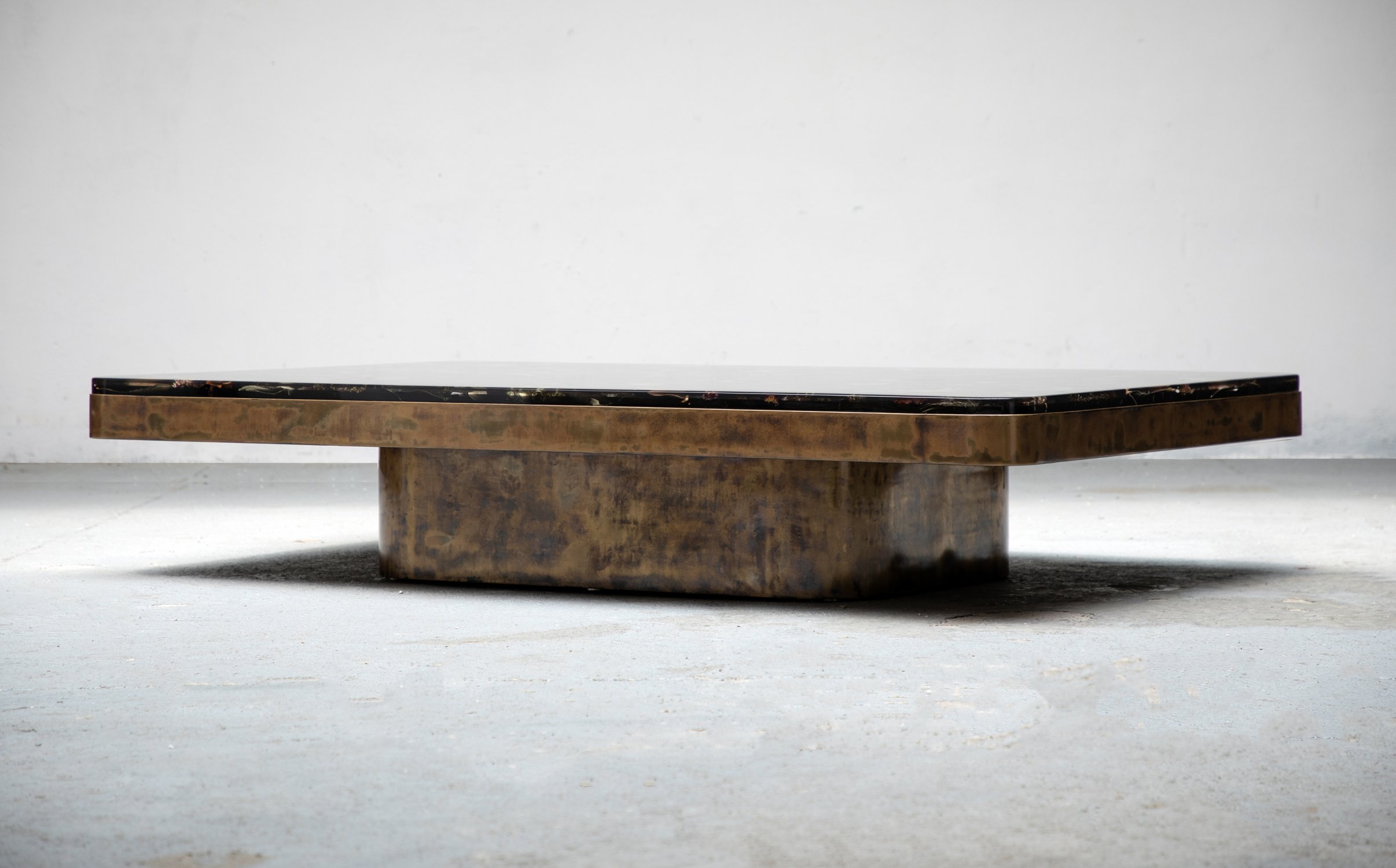 Flora_Low_Coffee_Table_218_Rectangular_by_Marcin_Rusak_Studio_07.jpg