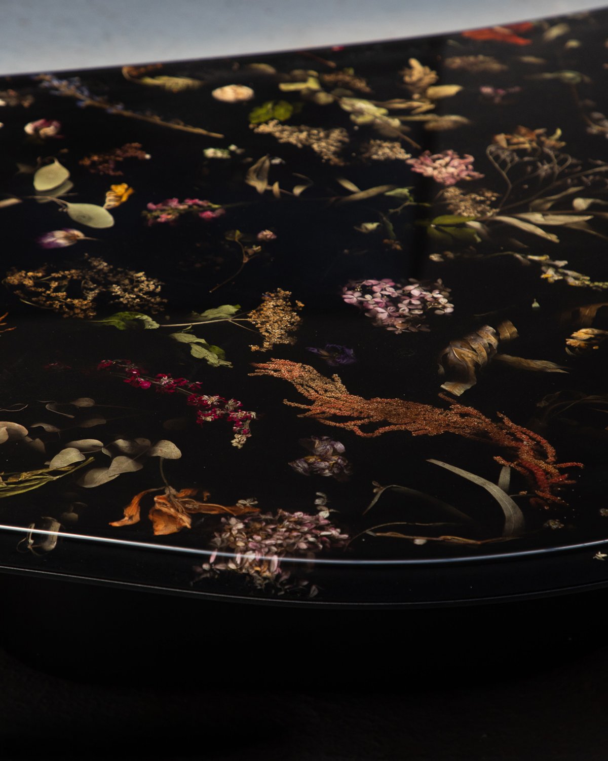 Flora_Low_Coffee_Table_218_by_Marcin_Rusak_Studio_04.jpg