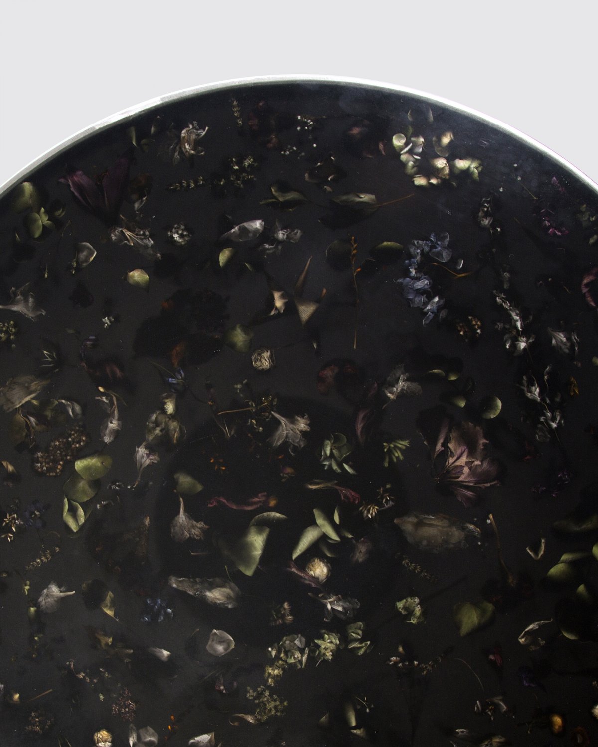 Flora_Low_Coffee_Table_I_by_Marcin_Rusak_Studio_05.jpg