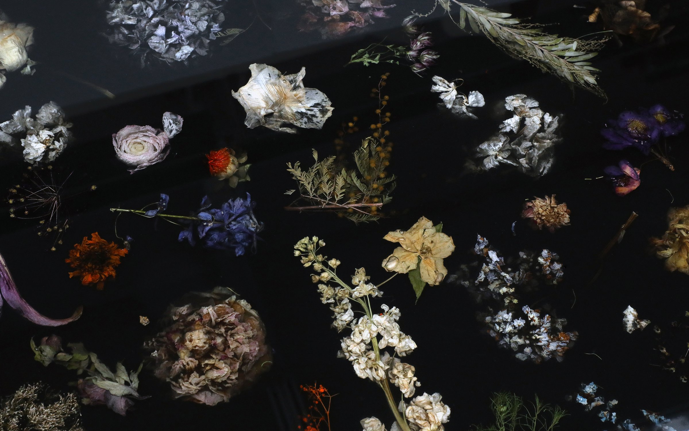 Flora_Table_114_by_Marcin_Rusak_Studio_04.jpg