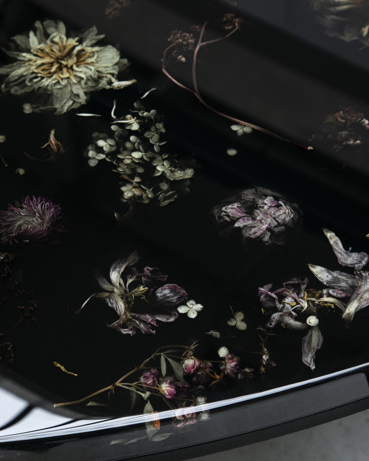 Flora_Table_190_by_Marcin_Rusak_Studio_02.jpg