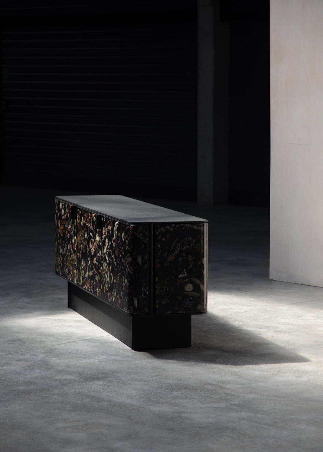 Marcin_Rusak_Studio_Flora_Credenza_200_003.jpg