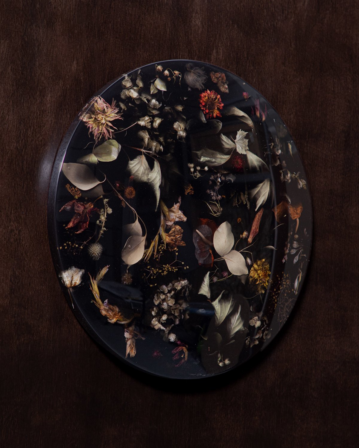 Marcin_Rusak_Studio_Flora_Lens_65_Black_02.jpg