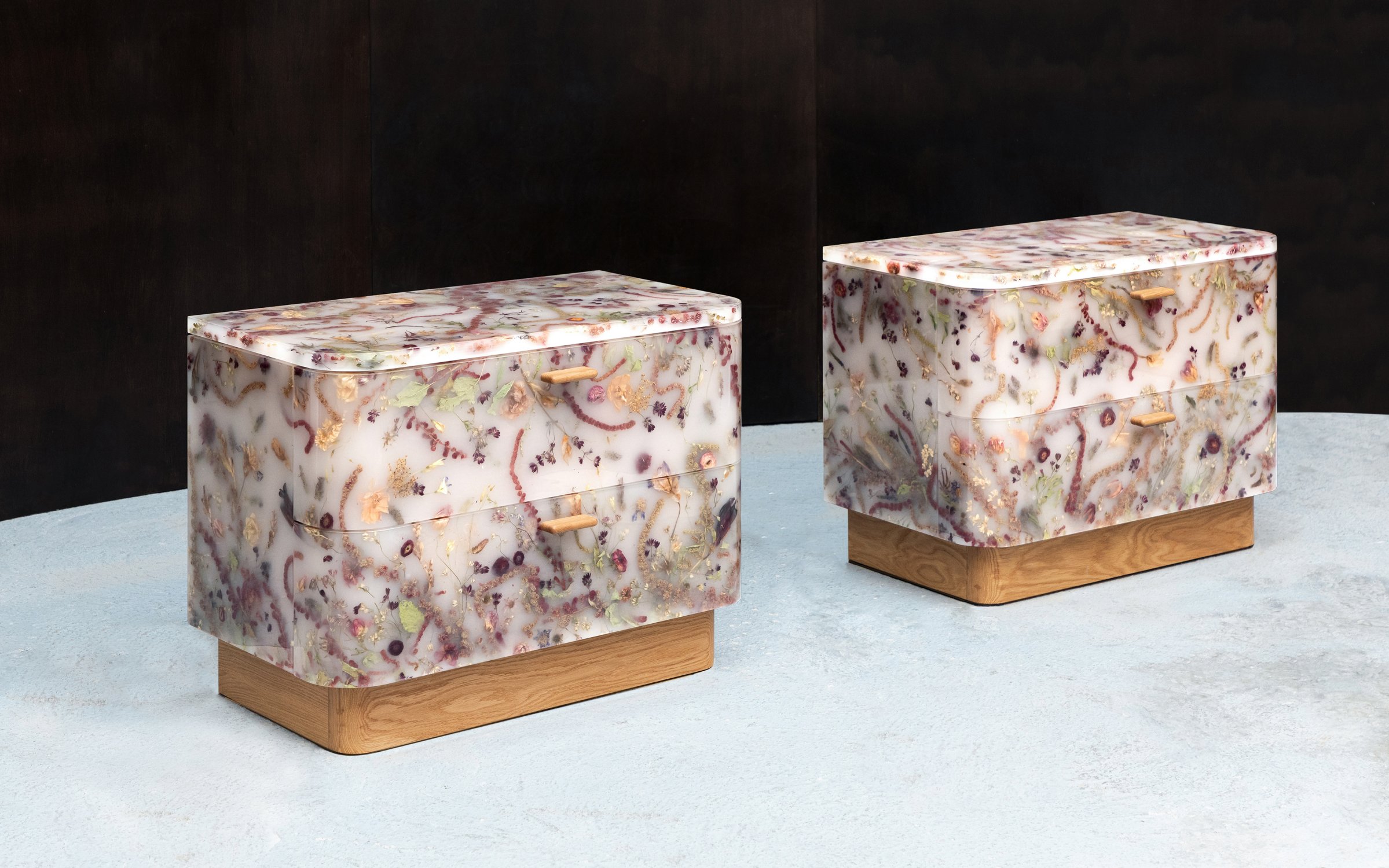 Marcin_Rusak_Studio_Flora_Nighstands_Pair_02.jpg