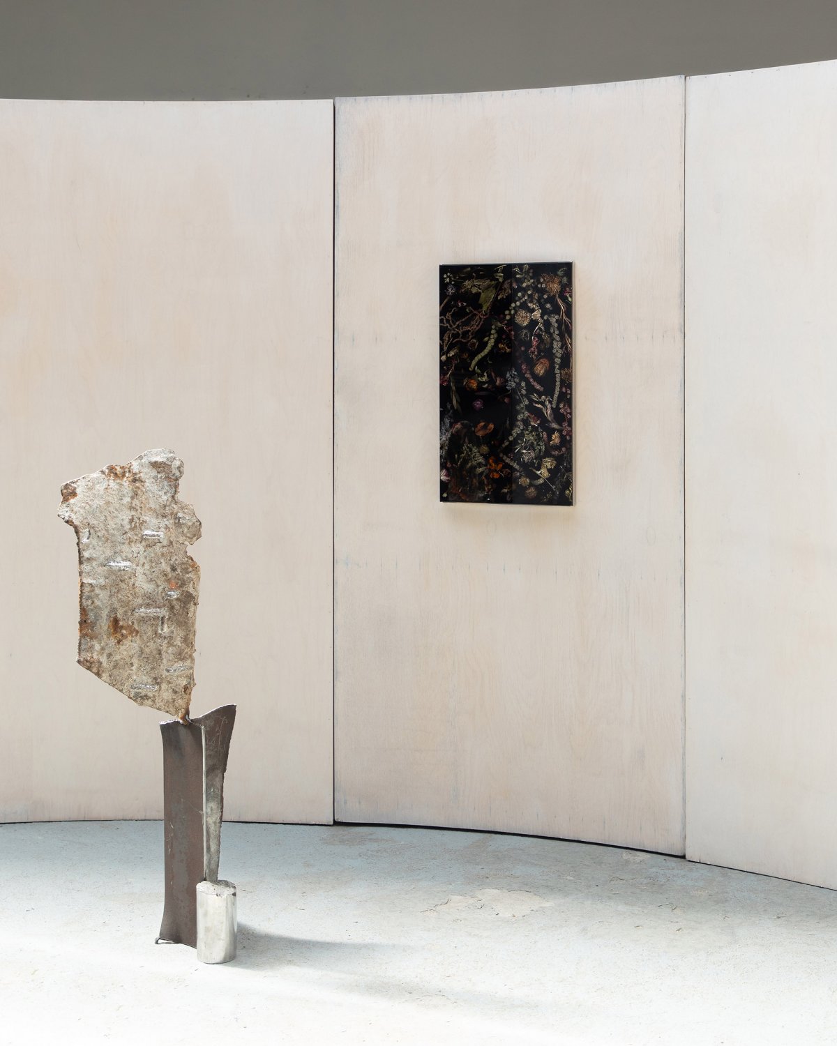 Marcin_Rusak_Studio_Wallhanging_Piece_80_FL2302_06.jpg