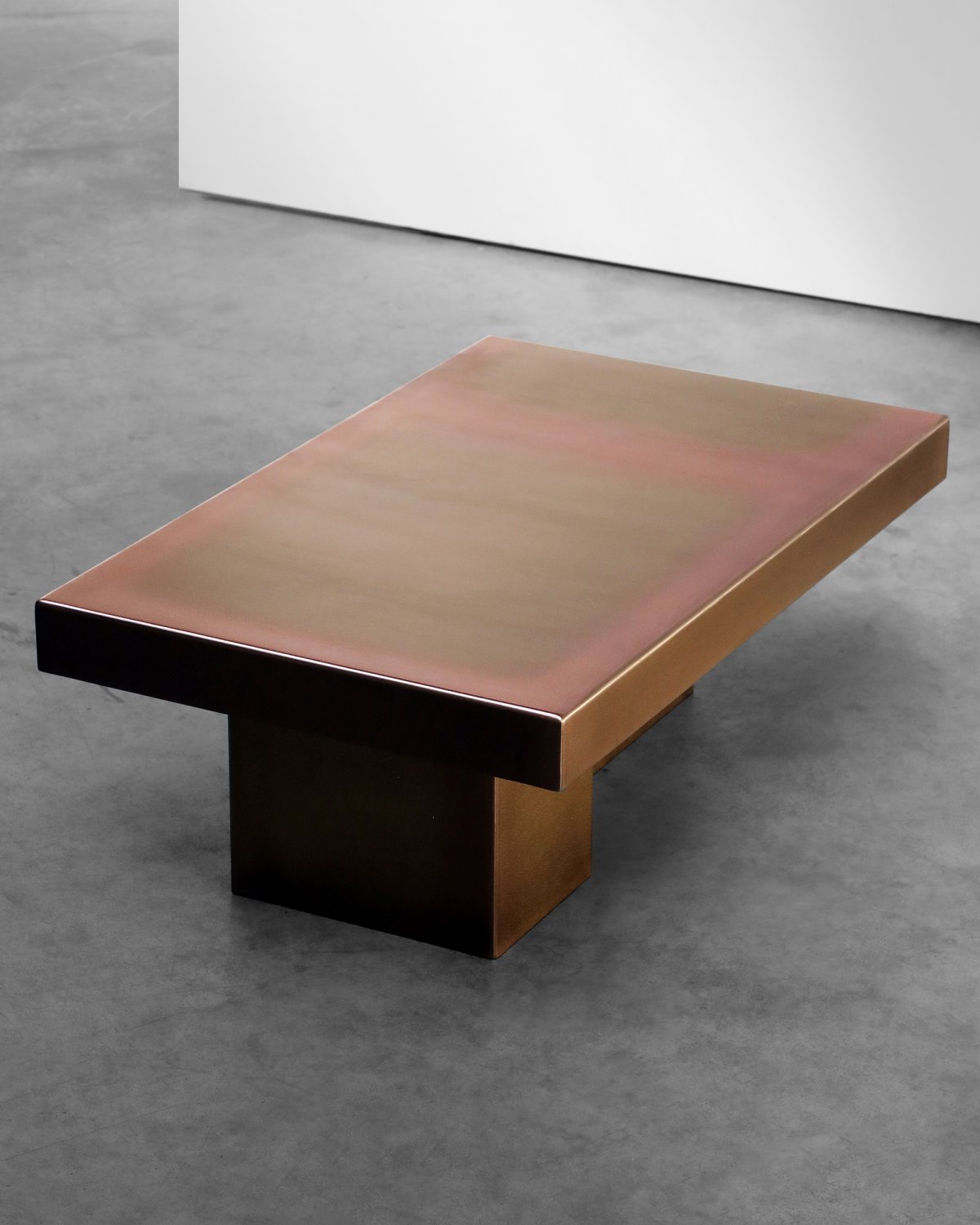 Merging_Metals_Coffee_Table_100-2_by_Marcin_Rusak_Studio_01.jpg