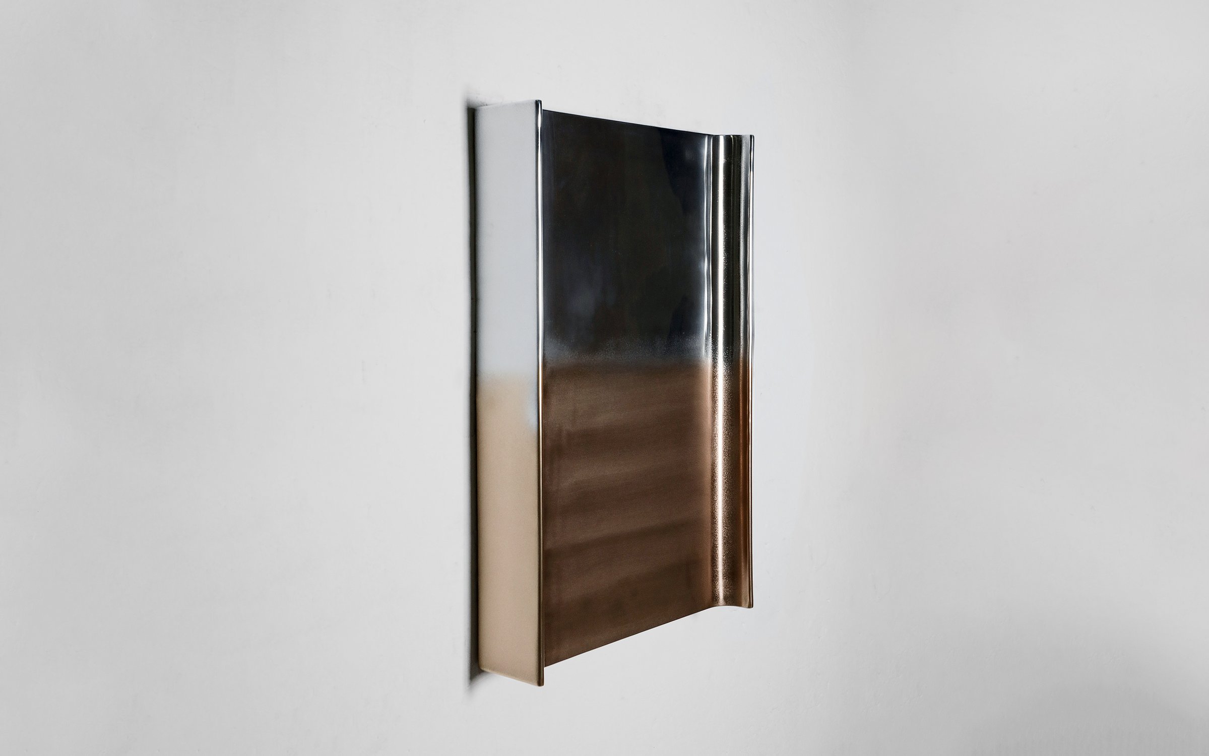 Merging_Metals_Mirror_by_Marcin_Rusak_Studio_01.jpg