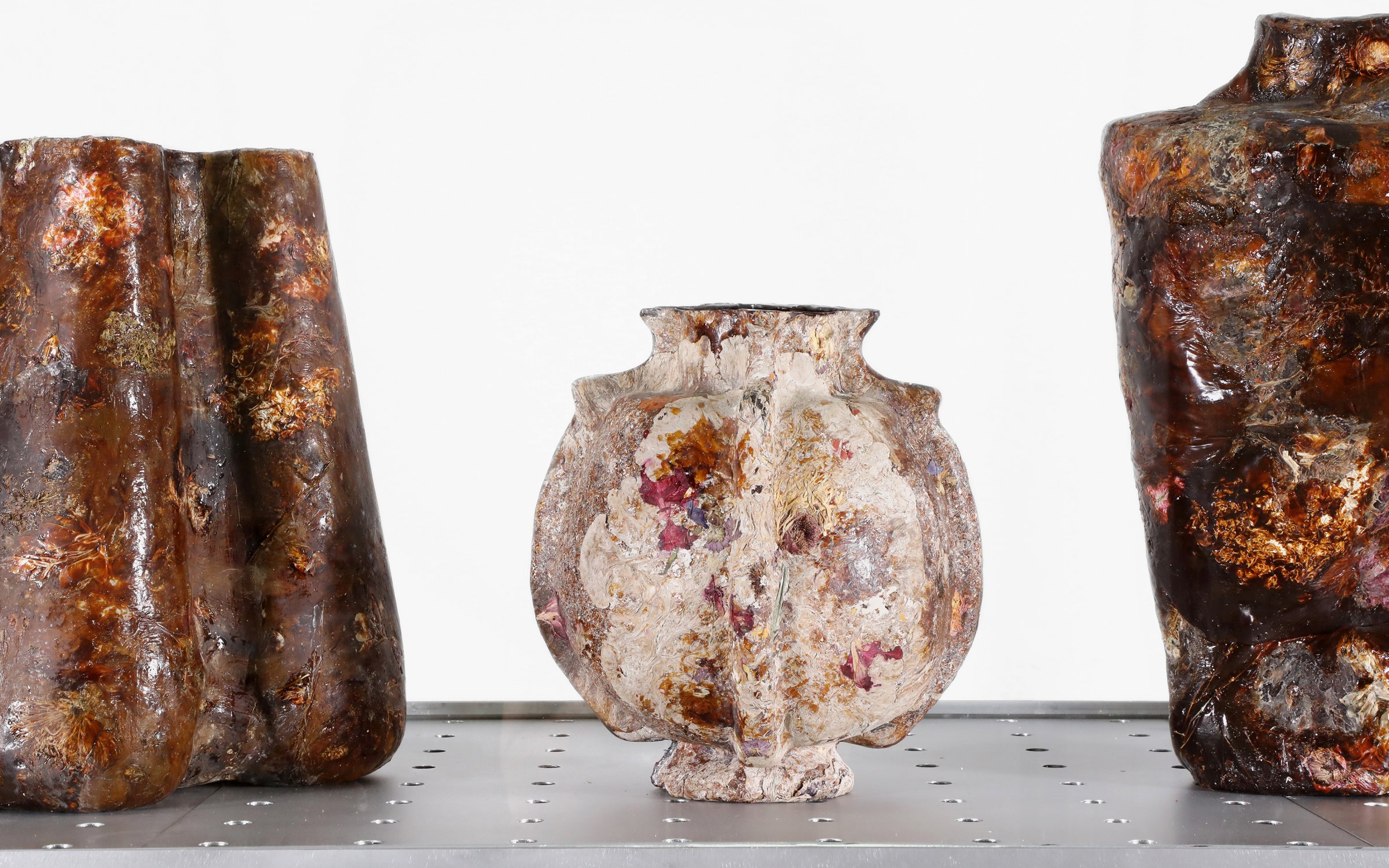 Nature_of_Things_03_Incubator_by_Marcin_Rusak_Studio_04.jpg