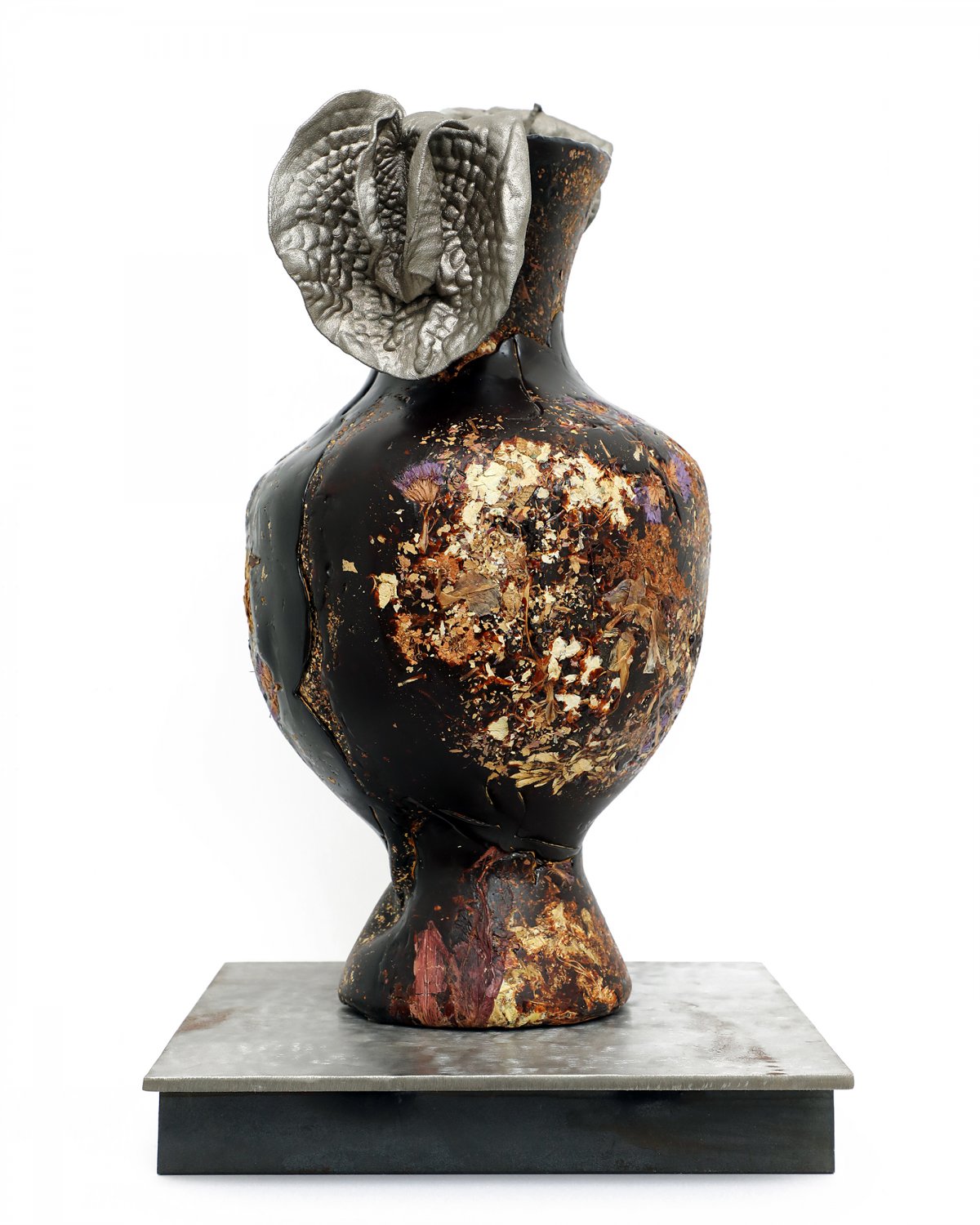 Perishable_Vase_III_by_Marcin_Rusak_Studio_03.jpg