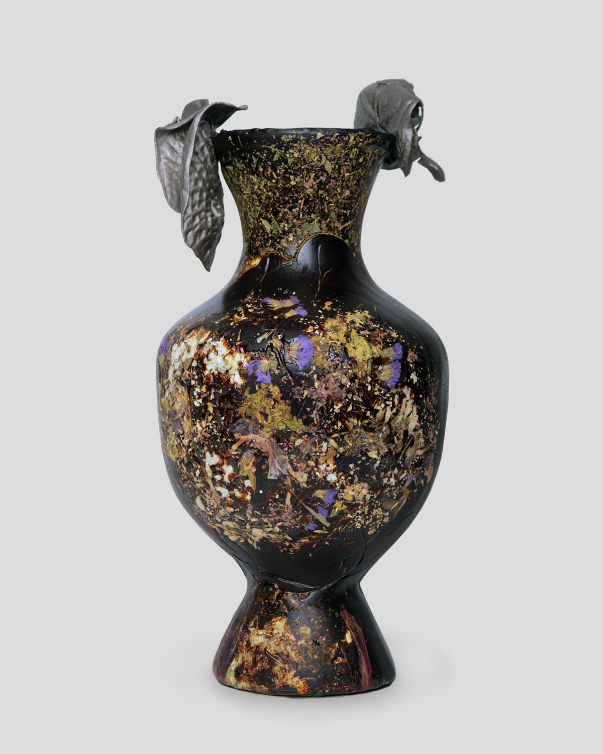 Perishable_Vase_III_by_Marcin_Rusak_Studio_04.jpg