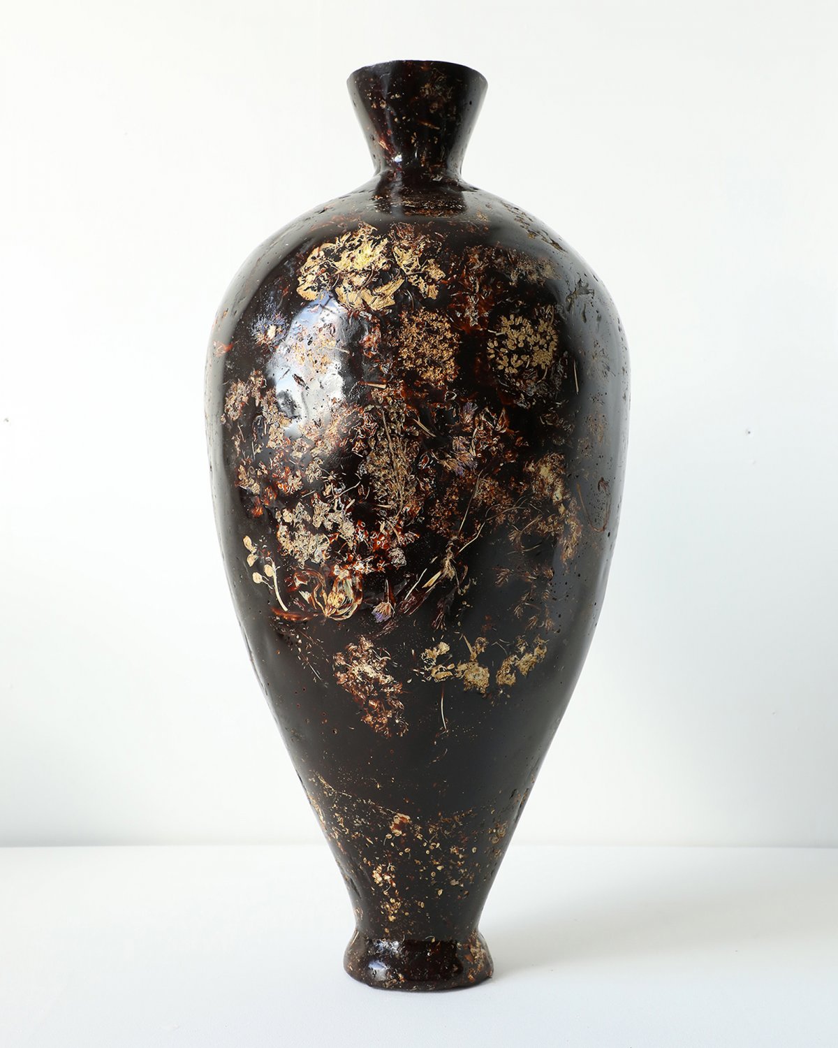 Perishable_Vase_IV_by_Marcin_Rusak_Studio_04.jpg