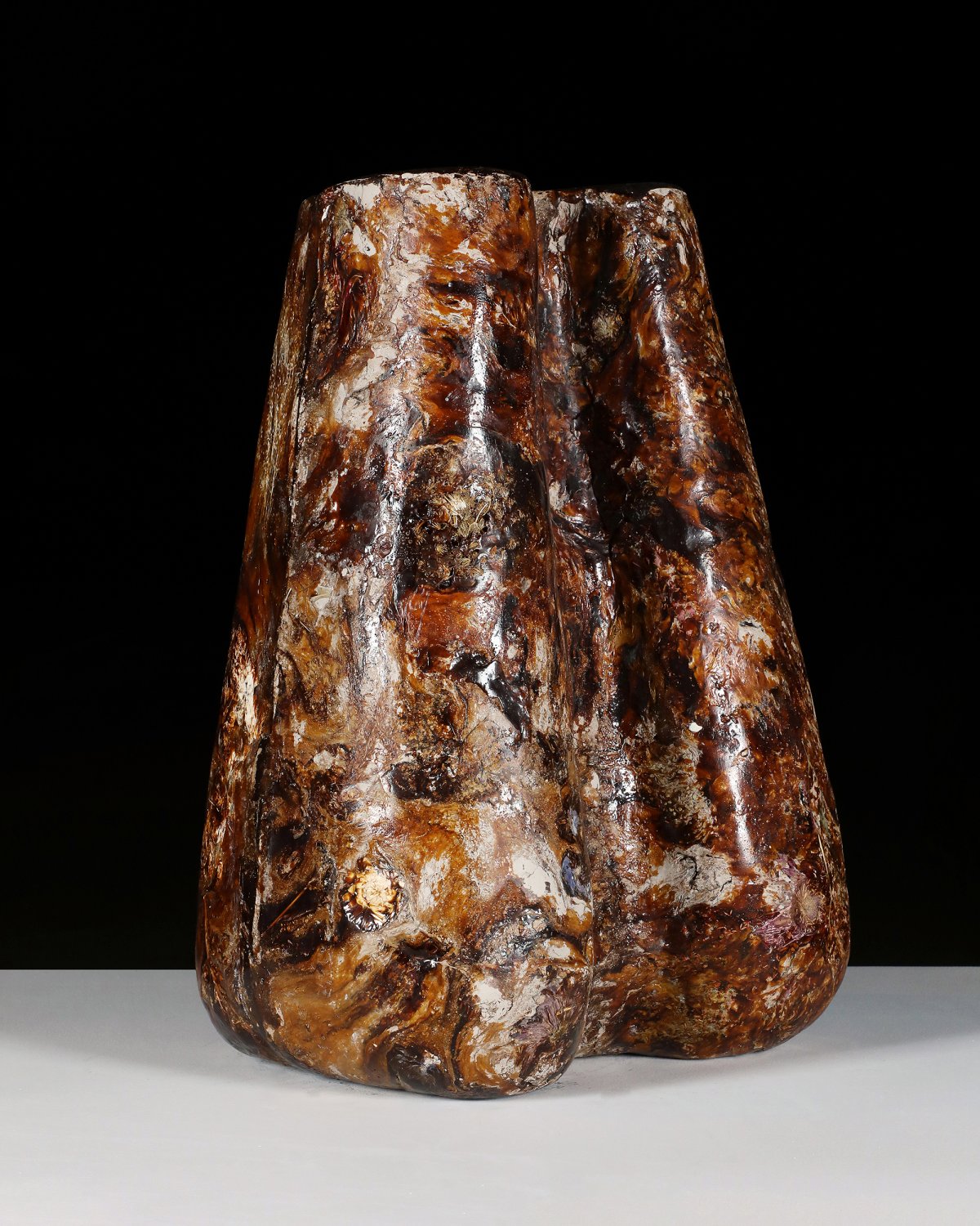 Perishable_Vase_VIII_by_Marcin_Rusak_Studio_03.jpg