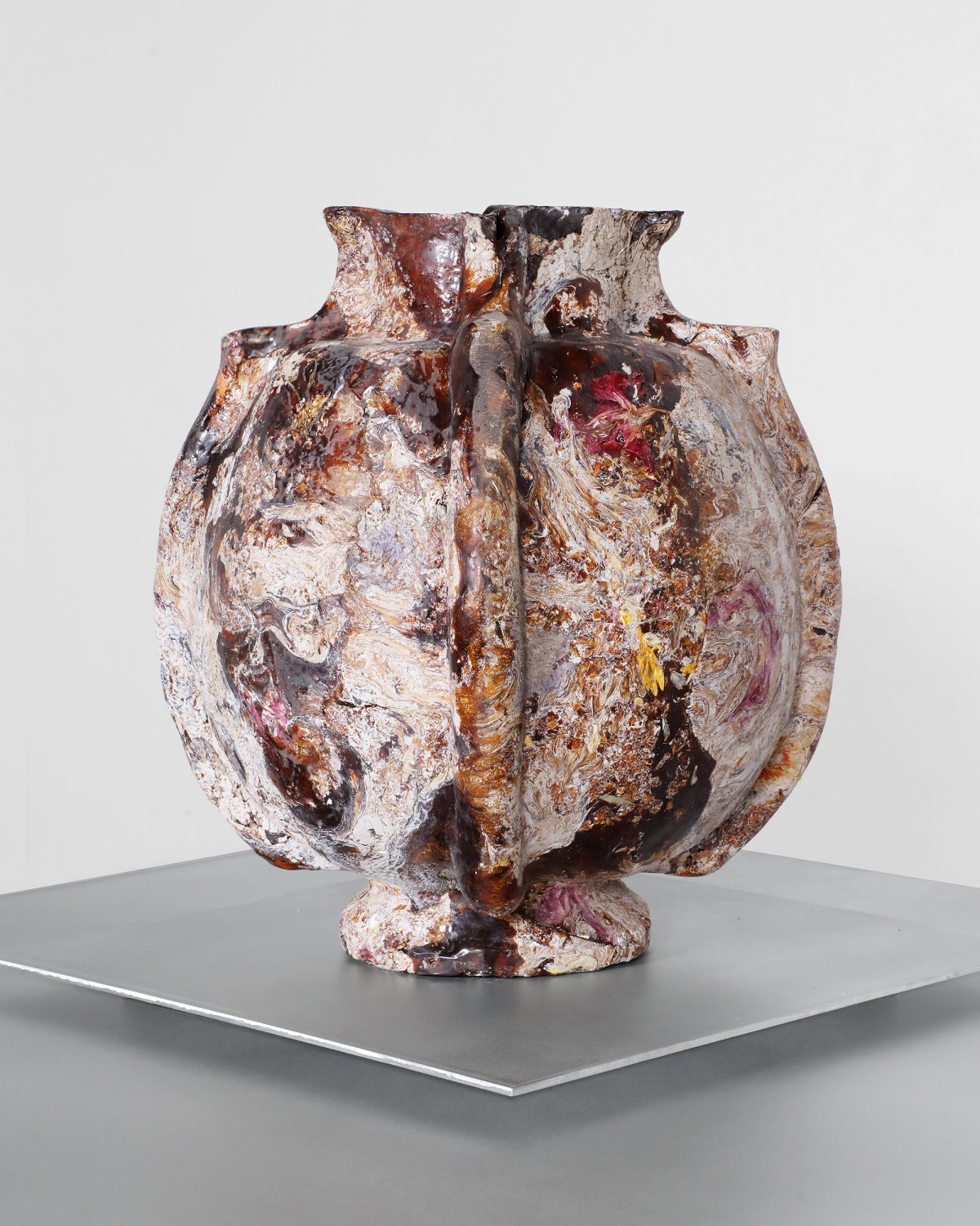 Perishable_Vase_X_by_Marcin_Rusak_Studio_04.jpg