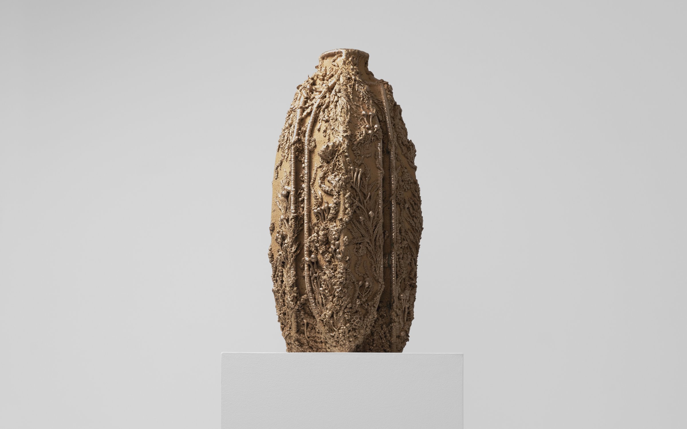 Tephra_Vase_008_Elettaria_Cardamomum_by_Marcin_Rusak_Studio_04.jpg