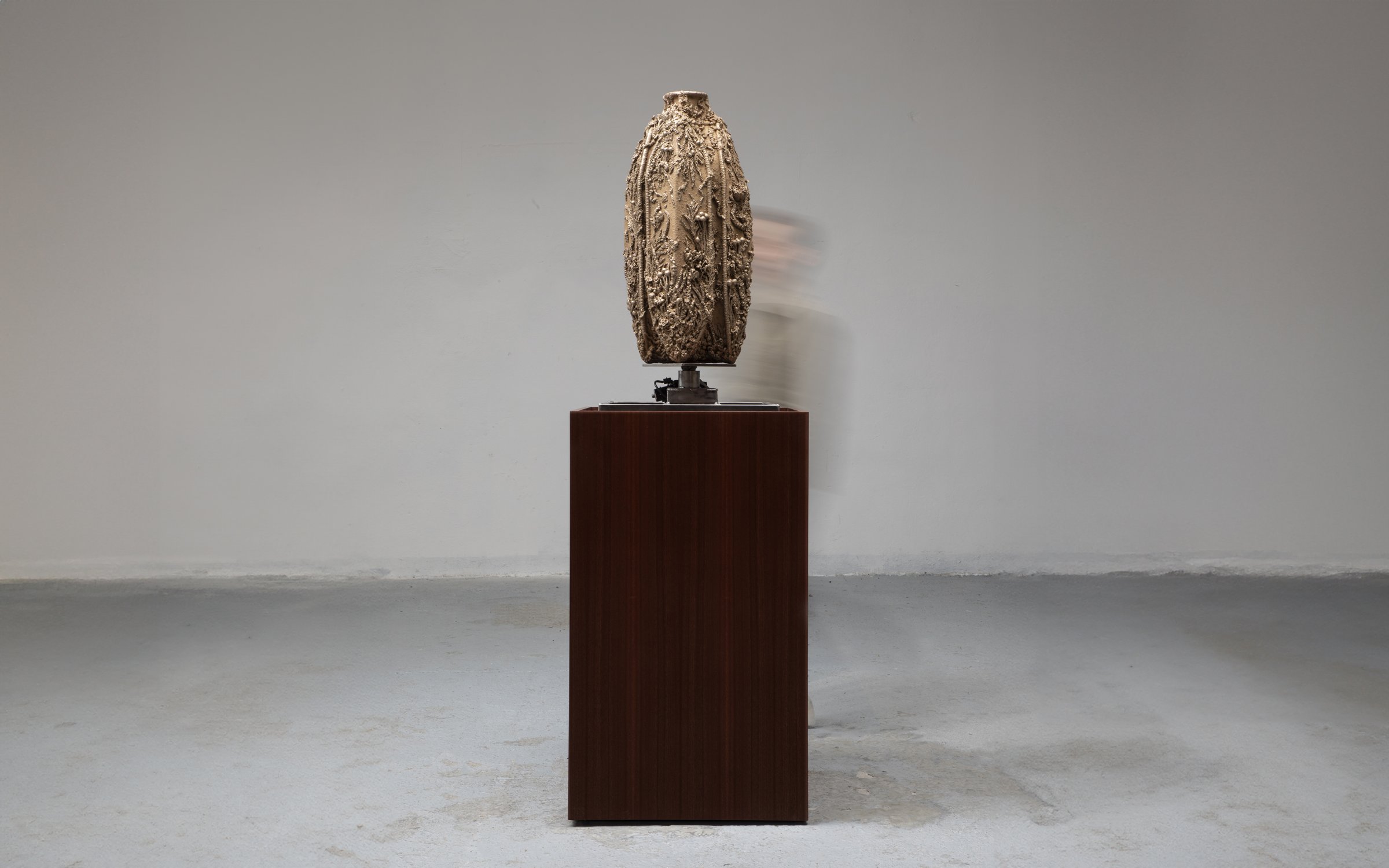 Tephra_Vase_008_Elettaria_Cardamomum_by_Marcin_Rusak_Studio_05.jpg