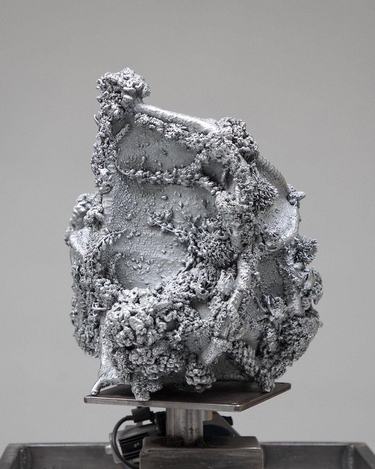 Tephra_Vase_02_by_Marcin_Rusak_Studio_05.jpg