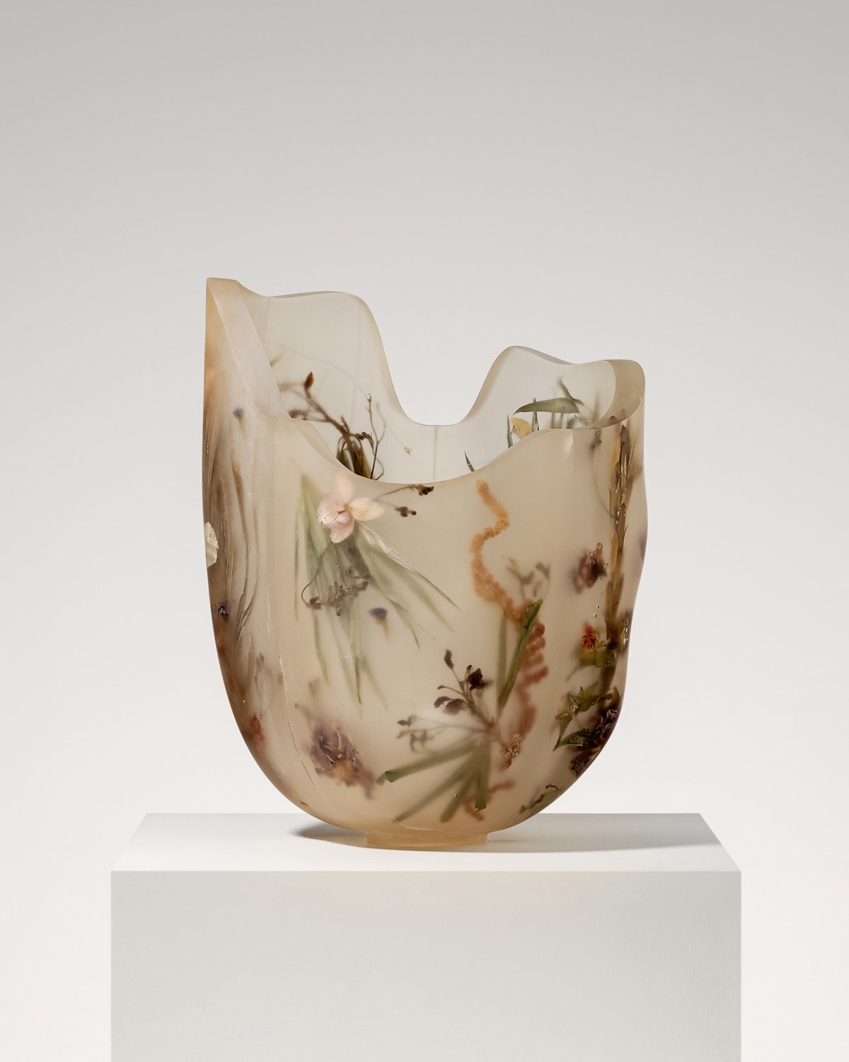 Vas_Florum_21_Hortus_Exoticus_by_Marcin_Rusak_Studio_01.jpg